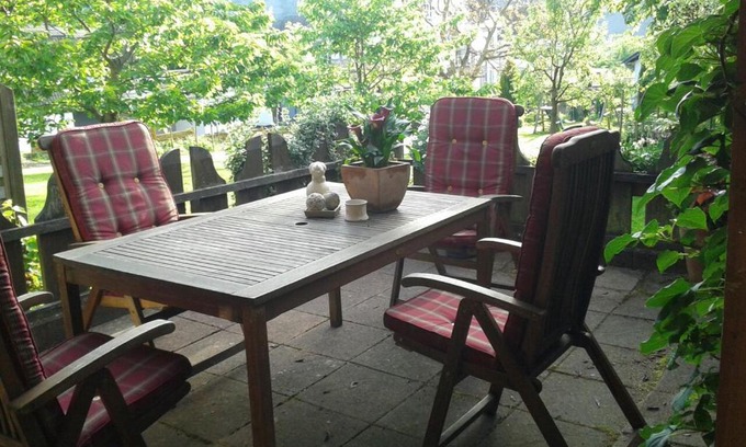 Niederemmel Apartamento | Ferienhaus Schenden