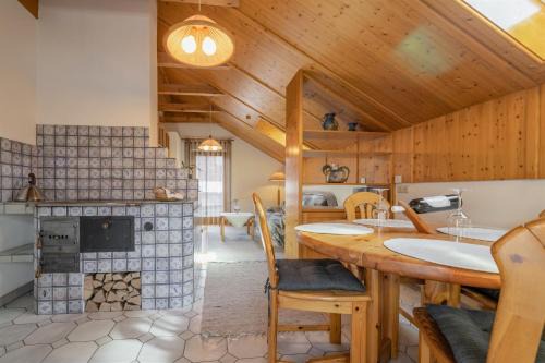 Hermagor-Pressegger See Apartamento | Ferienhaus Schmied