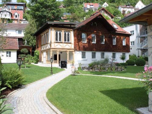 Bad Urach Apartamento | Ferienhaus Villa Marina