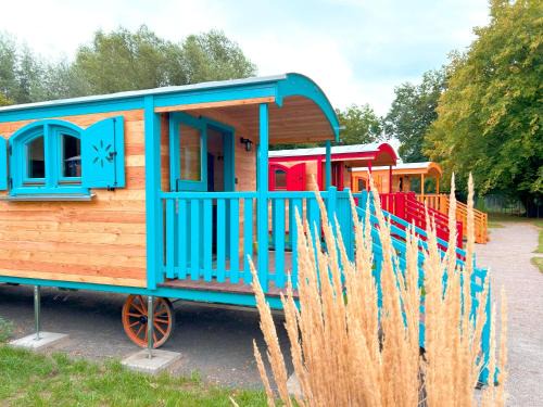Suedstadt Complejo | Ferienhauspark im Freibad Brauweg - Rolling Lodges