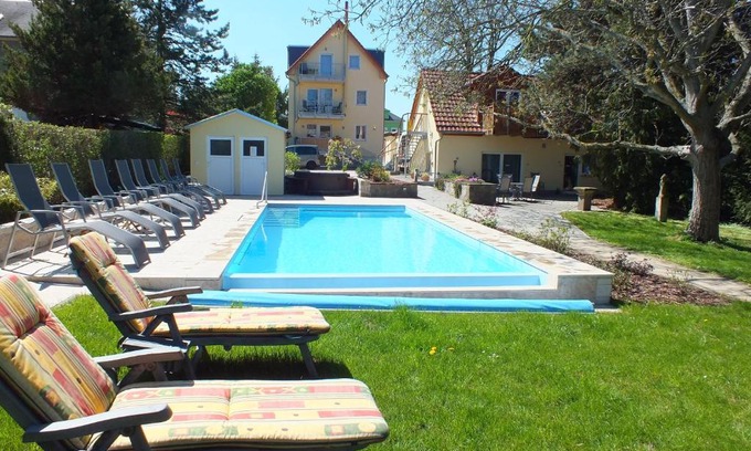 Radebeul Apartamento | Ferienobjekt beim Steinmetzen