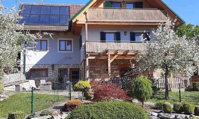 Feldbach Otro | Ferienwohnung Sonnengruß - Ferienhaus Zotter