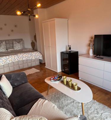 Bad Neuenahr-Ahrweiler Apartamento | Ferienwohnung Christina