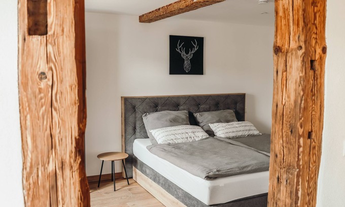 Graefenberg Apartamento | Ferienwohnung 3 - Frau Kunni - Café und Ferienwohnung