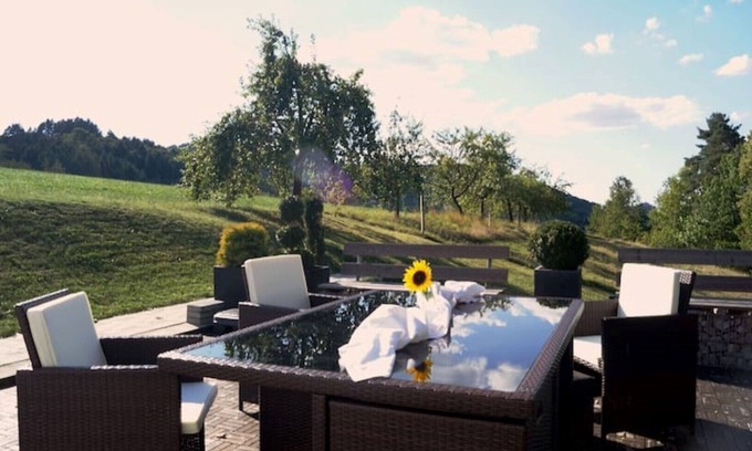 Kittersburg Condominio | Ferienwohnung am Fuße des Schwarzwalds mit Terrasse und Garten