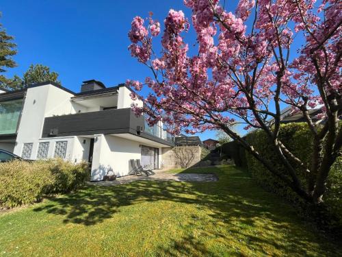 Northeim Apartamento | Ferienwohnung Am Sultmer mit Terrasse und Garten