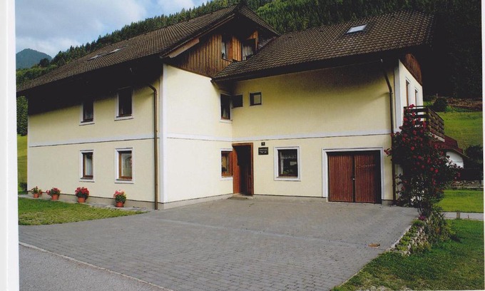 Lassing Apartamento | Ferienwohnung Kupfer