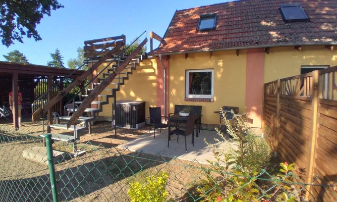 Grabow-Below Apartamento | Ferienwohnung auf dem Land Mecklenburgische Seenplatte Müritz, ländliche Region