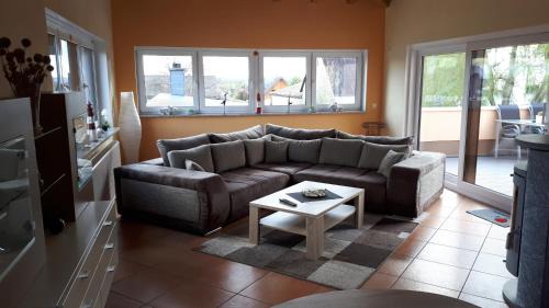Anschau Apartamento | Ferienwohnung Braun