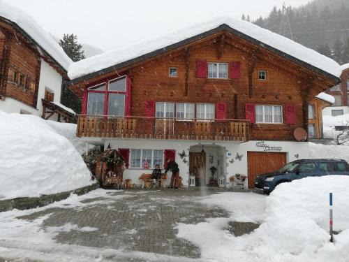 Sedrun Apartamento | Ferienwohnung Casa Ursina