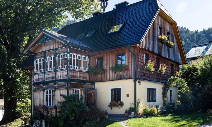 Aigen im Ennstal Apartamento | Ferienwohnung Grimmingblick - 1 Schafraum - Allamoarhof - Familie Radlingmayer