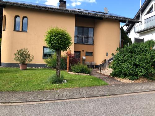 Oberthal Apartamento | Ferienwohnung Haus Angela