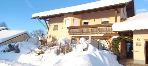 Riedlhutte Apartamento | Ferienwohnung “Haus Rita”