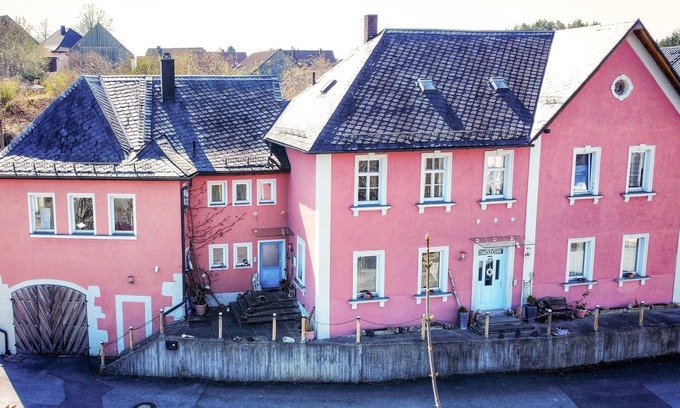 Aufsess Apartamento | Ferienwohnung im Alten Schulhaus