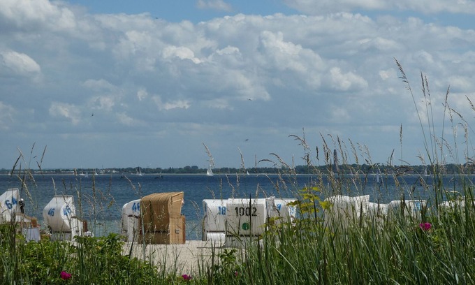 Strande Apartamento | Ferienwohnung in Strandnähe mit Ostseeblick