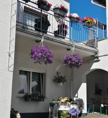 Hillscheid Apartamento | Ferienwohnung-Kiefer
