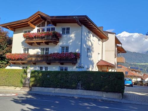 Kolsass Apartamento | Ferienwohnung Mader