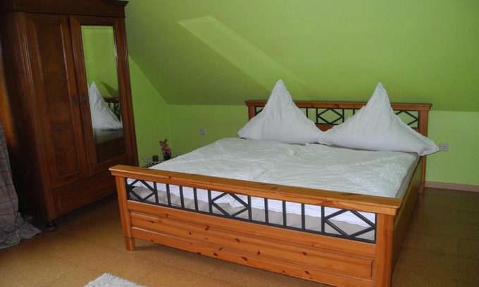 Schwanewede Casa | Ferienwohnung Meyenburg