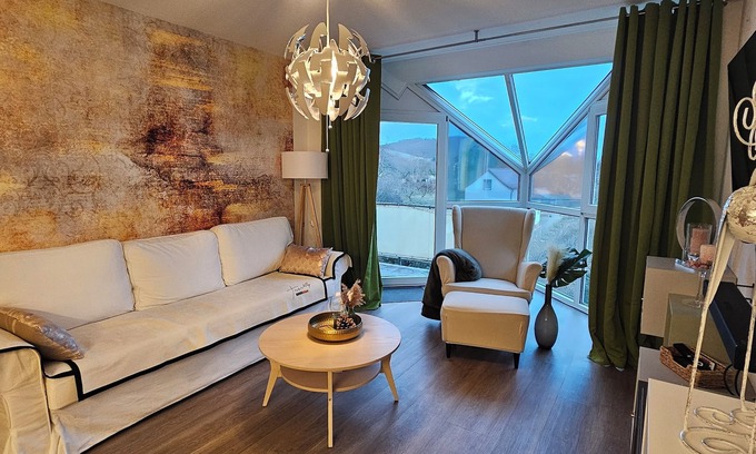Zitzschewig Apartamento | Ferienwohnung mit Weinbergblick Nähe Schloss Wackerbart