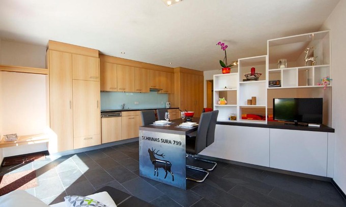 Engadin Scoul Apartamento | Ferienwohnung Neuhäusler, Schinnas Sura 799
