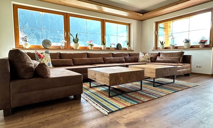 Mayrhofen Apartamento | Ferienwohnung Nr. 4 für 8 Personen - Appartementhaus Zillertal