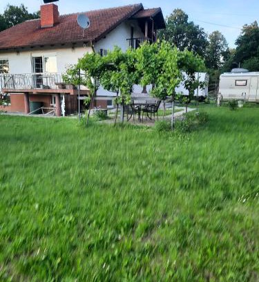 Kraljevo Apartamento | Ferienwohnung Süß
