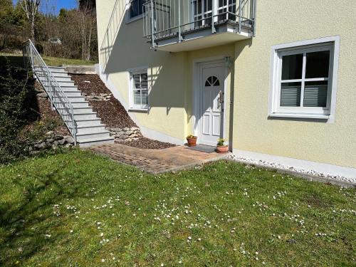 Heiligenstadt in Oberfranken Apartamento | Ferienwohnung Sonnengarten
