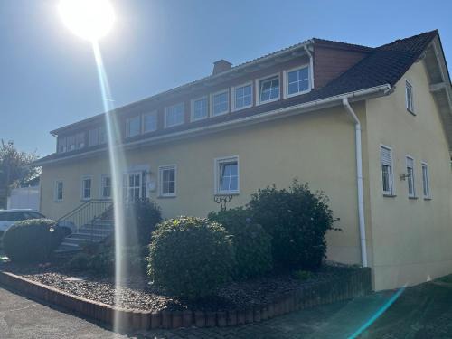 Scheidt Apartamento | Ferienwohnung Waldblick