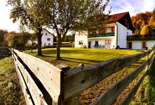 Sankt Oswald-Riedlhuette Apartamento | Ferienwohnung „Zum Hirschblick“ Guglöd