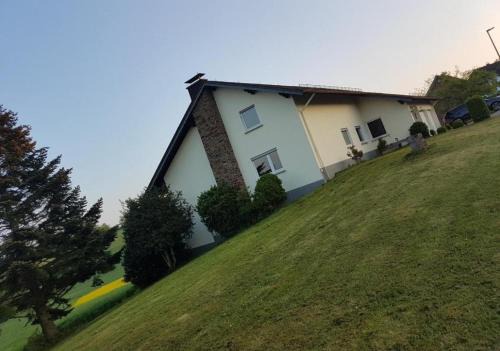 Bad Bertrich Apartamento | Ferienwohnung zur Falkenlay Bad Bertrich