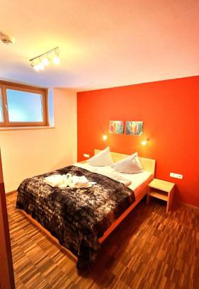 Warth Apartamento | Ferienwohnungen "Adventure Panorama" Appartement Falken Top 8