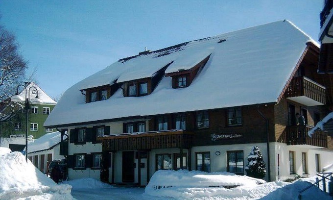 Altglashutten Apartamento | Ferienwohnungen Haus Schwörer