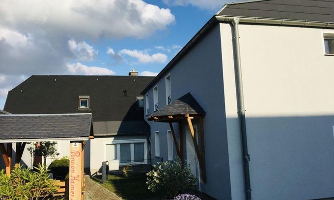 Kahnsdorf Apartamento | Ferienwohnungen in Kahnsdorf - Hainer See - südlich von Leipzig - in ruhiger Lage