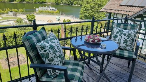 Einruhr Apartamento | Ferienwohnungen Rurseeblick