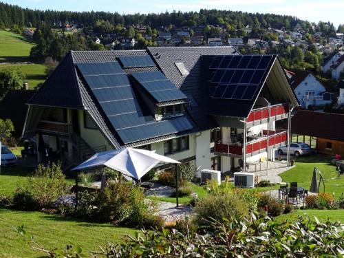 Unterkirnach Apartamento | Ferienwohnungen Schwarzwaldtraum