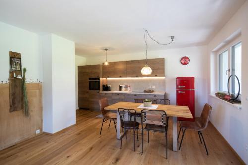 Haus im Ennstal Apartamento | Ferienwohnungen Waltraud Trinker, Haus