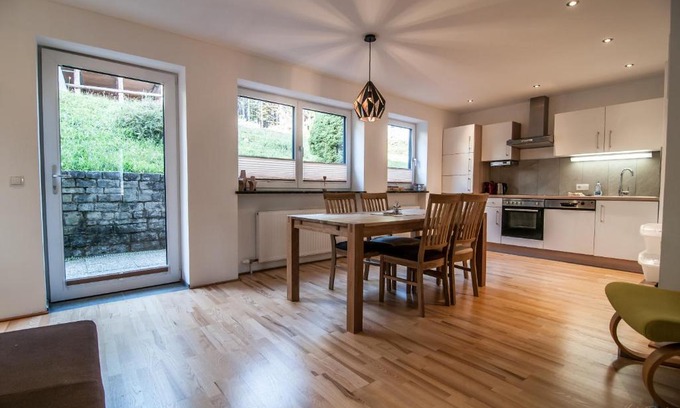 Lofer Apartamento | Ferienwohnungen Wartbichler