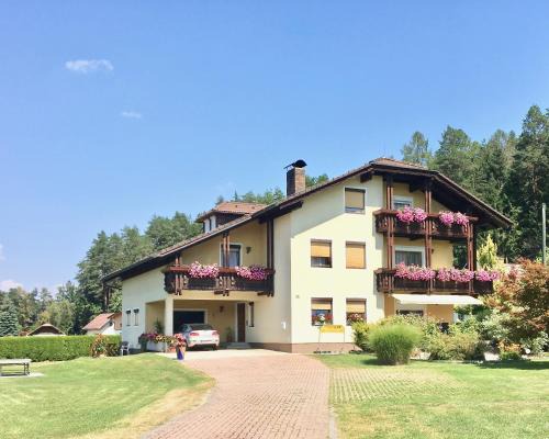 Sankt Kanzian am Klopeiner See Apartamento | Ferienwohnungen Wutte Josefine