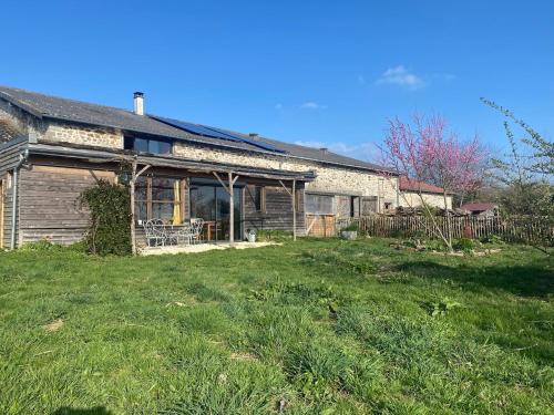 Saint-Junien-les-Combes Casa | Ferme écologique