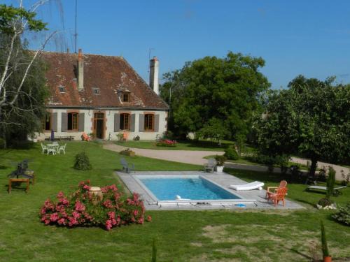 Mercy Casa | Ferme charmante avec animaux, piscine chauffée et tout confort en Sologne Bourbonnaise - FR-1-489-368