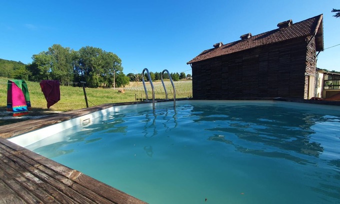 Saint-Amans-de-Pellagal Casa | Ferme de la Felicità with Pool near Lauzerte