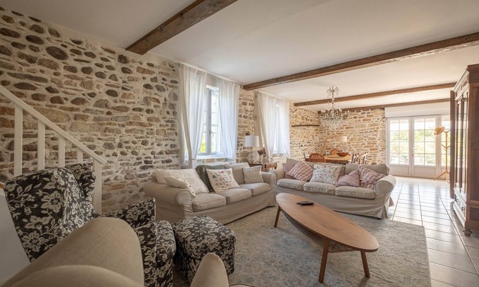 Lucq-de-Bearn Casa | Ferme Sarthou, 14 Personnes, Avec Piscine, 5 Étoiles