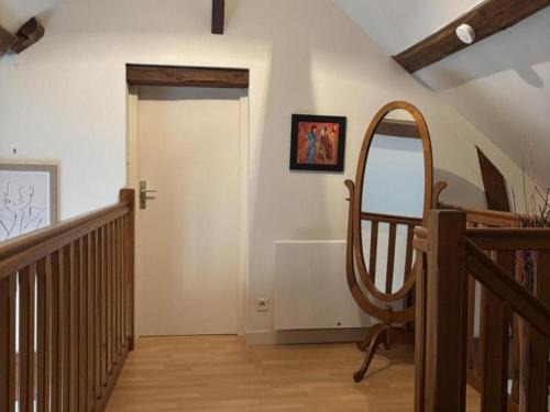 Bourbon-l'Archambault Casa | Fermette rénovée avec jardin clos, animaux acceptés, WiFi et parking - FR-1-489-87