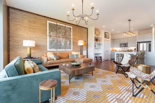 Talbot's Corner Casa | Fern Village by Stay Local Nashville