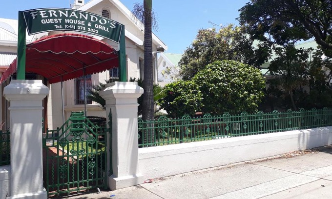 Port Elizabeth Central Casa | Fernando's self catering cottages