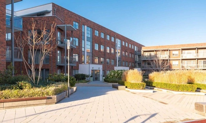 Dundrum Apartamento | Fernbank One Summary: