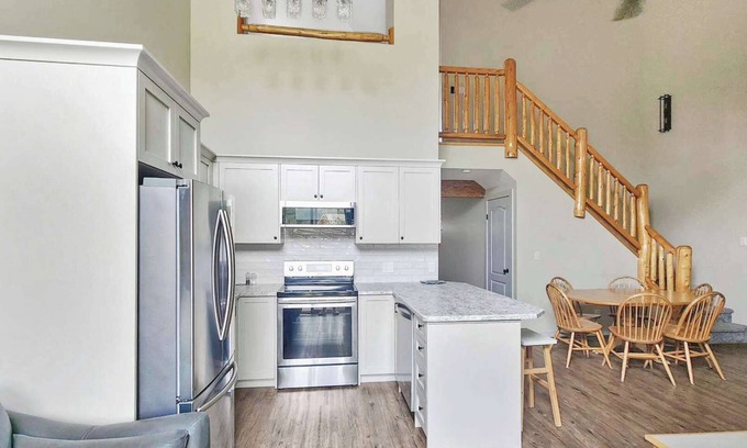 East Kootenay Casa | Fernie - Riverside Way 1315