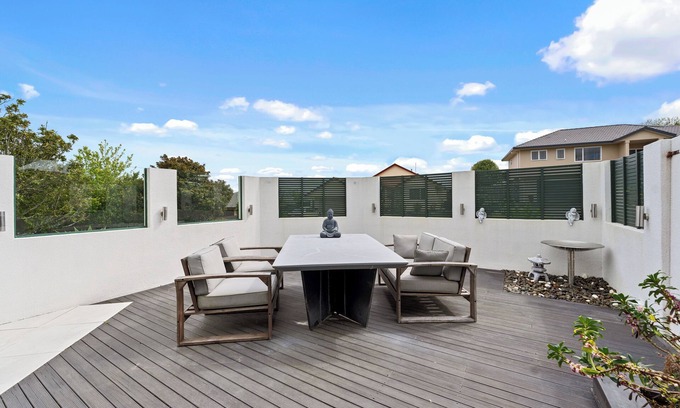 Welcome Bay Casa | Fernwood Escape - Tauranga Holiday Home