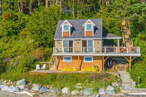 Point Roberts Casa | Ferry Viewer Cottage
