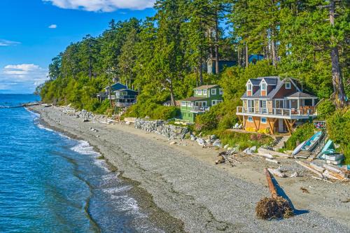Point Roberts Casa | Ferry Viewer Cottage, Unit 1